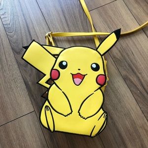 Pokémon picachu crossbody purse